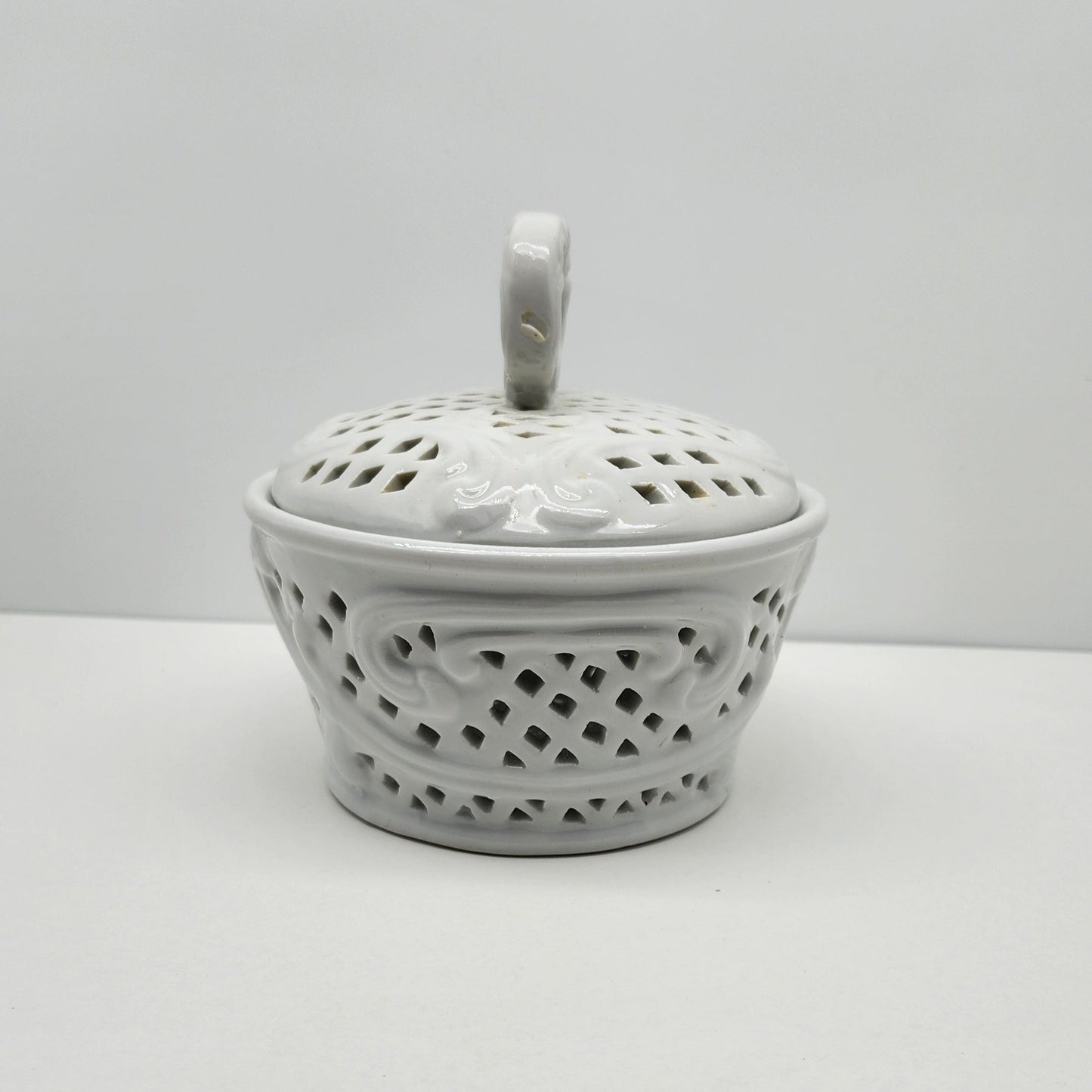 Vintage White Porcelain Treasures - Candy Bowl With Lid - Lattice Pattern