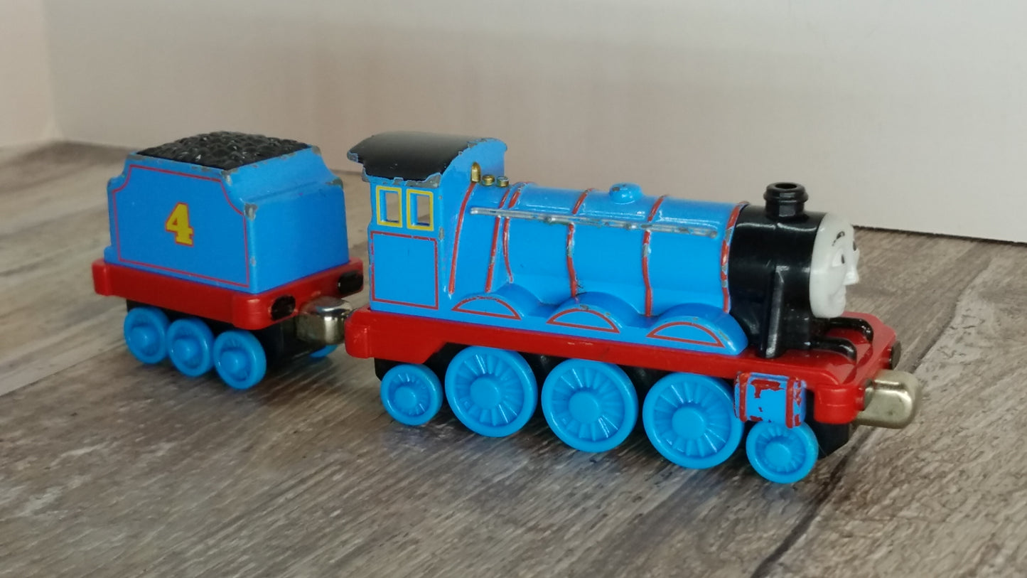 Thomas the Train & Friends - Gordon The Engine & Tender - 2002 - Die Cast Train