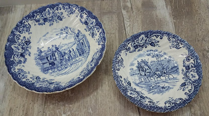 Johnson Brothers Coaching Scenes 5" & 6" Bowls Blue England Hunting - Lot Of 2